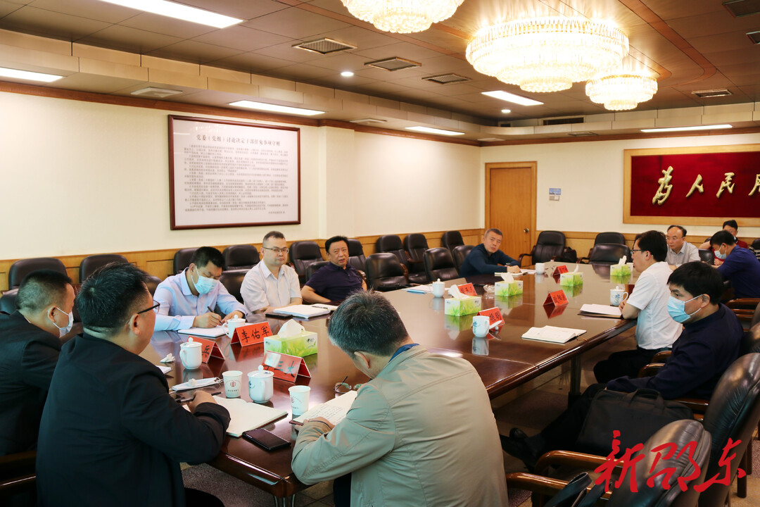 周玉凡强调：全力以赴加快重点项目建设进度，确保早日建成、早日惠民