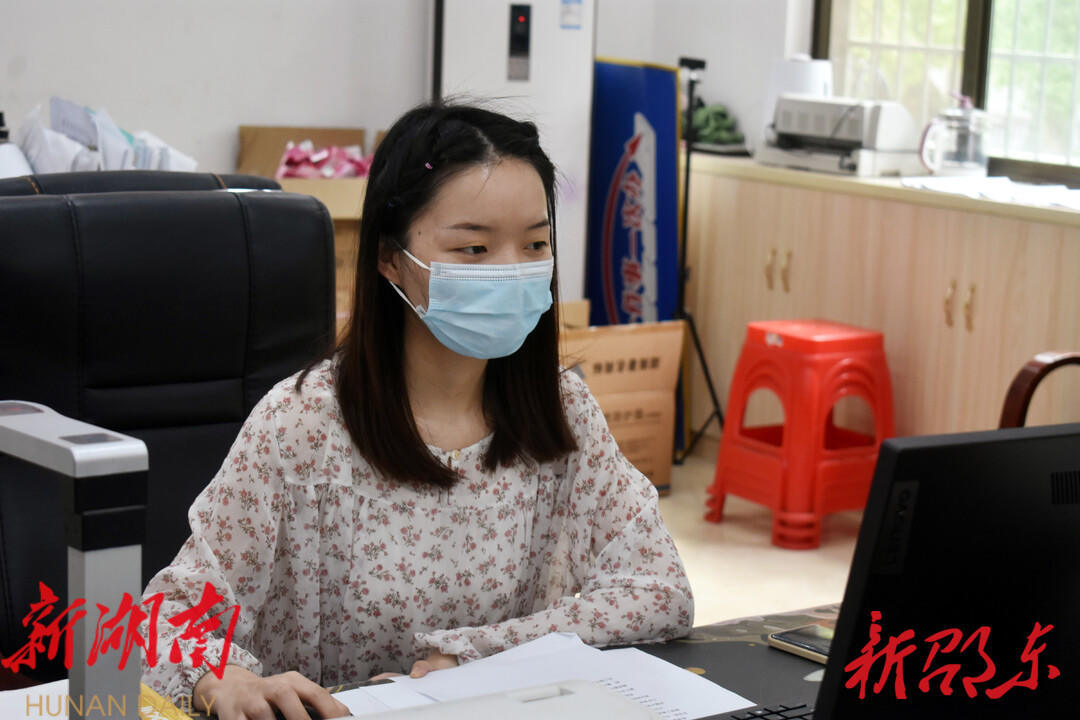 防疫有我丨 杨苗：在疫情防控一线彰显时代担当_邵阳头条网
