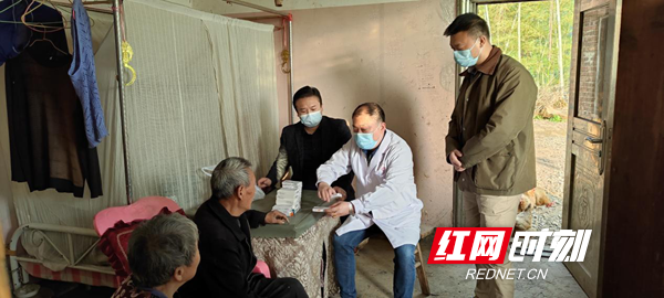 视频｜“请速与我联系！”邵阳这场历时3小时爱心接力太暖了