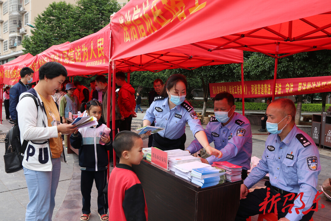 邵东市开展《信访工作条例》暨信访法治宣传月集中宣传活动