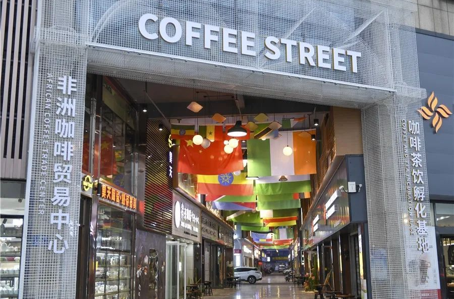 全国十强！增速前三！湖南上半年“中考”交卷丨经济“年中考”观察①