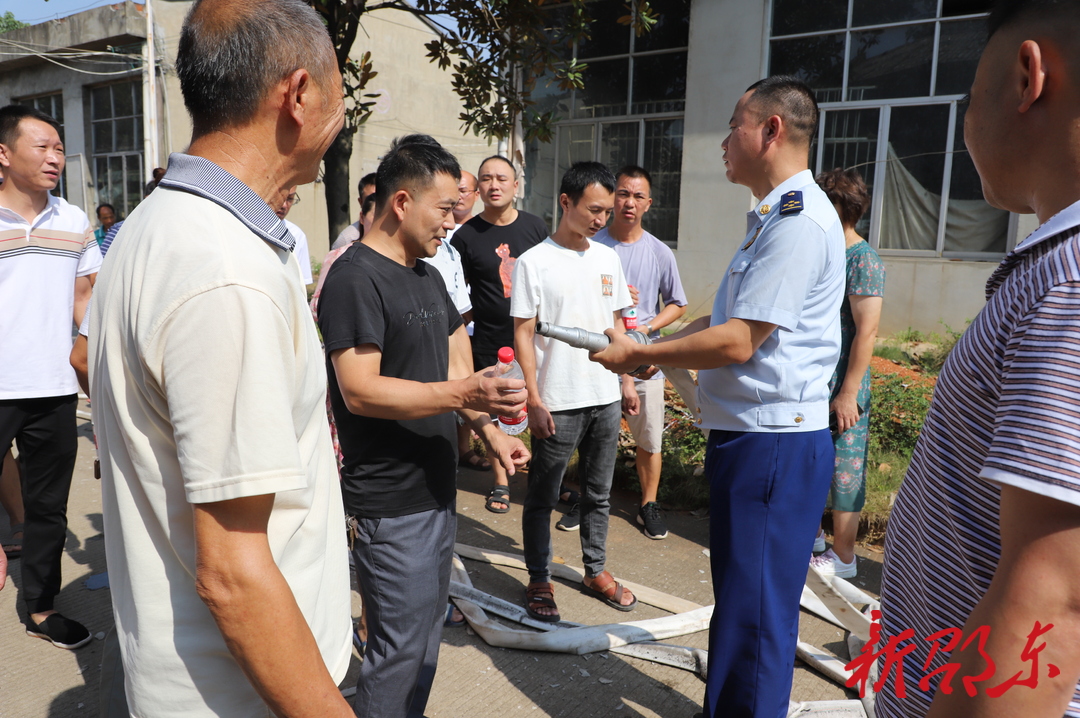 邵东市消防救援大队召开全市打火机企业警示约谈会