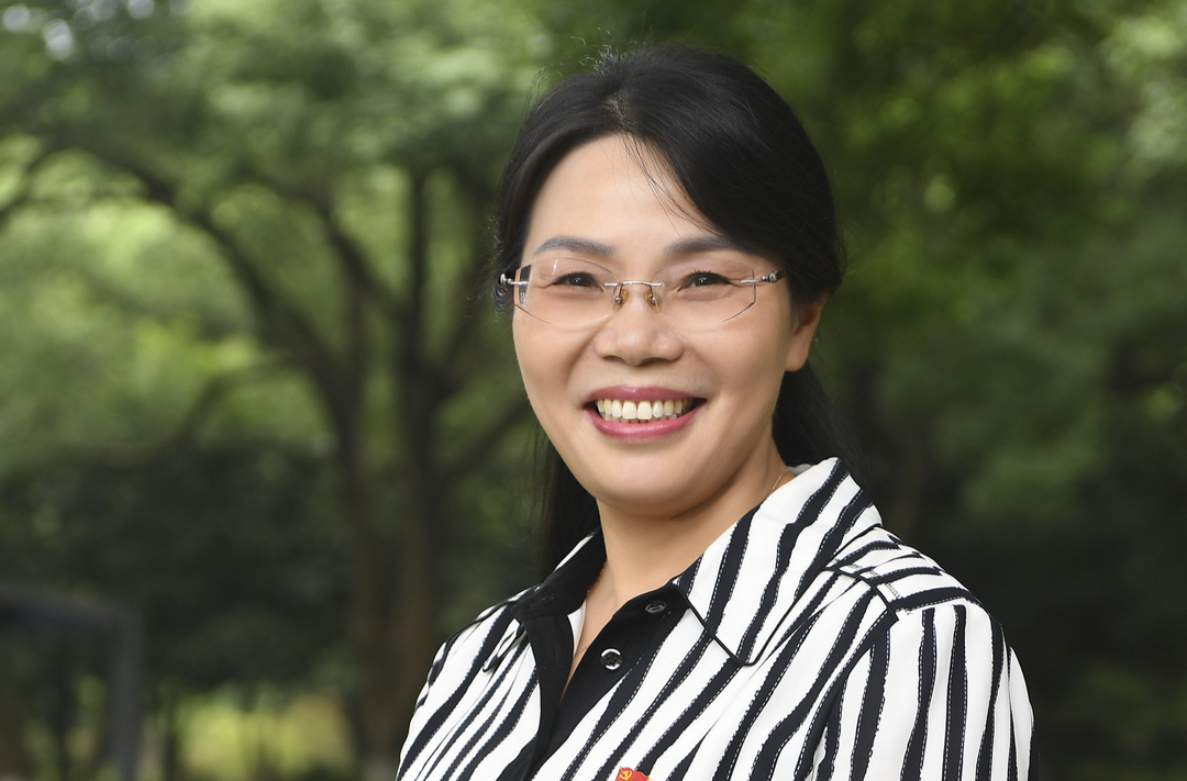 二十大代表风采丨朱金凤：用心教学，用德育人