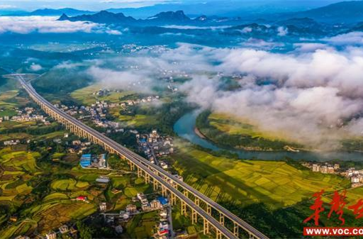 新宁：高速扑面而来 崀山离你更近