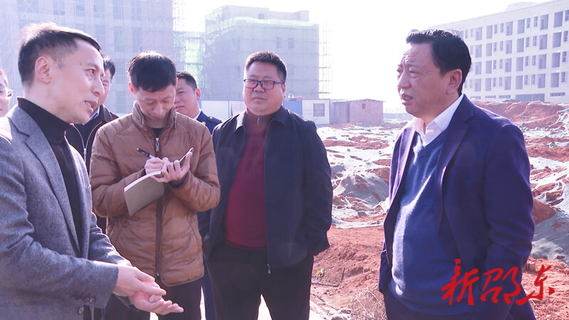 周玉凡调研企业发展和重点项目建设工作