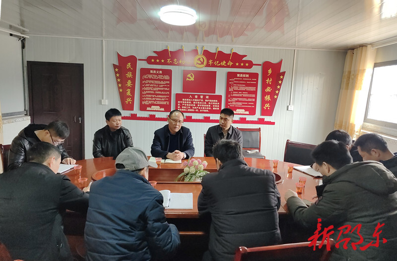 罗健康到火厂坪镇丰裕村督导春耕备耕、耕地抛荒治理、乡村振兴项目建设等工作