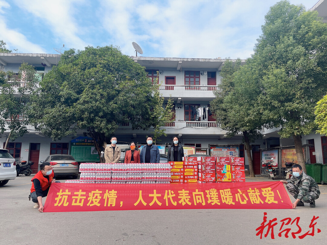 【代表风采】向璞：助力疫情防控  彰显代表风采