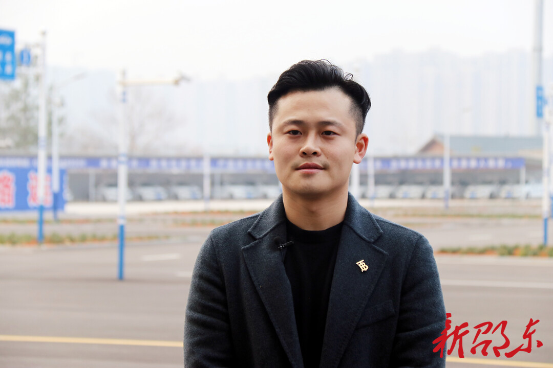 【代表风采】刘毅恒：情系选民献爱心 为民服务显担当