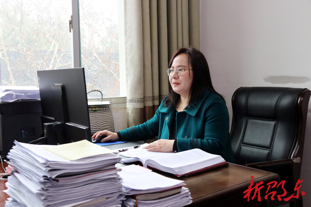 【委员风采】李丽华：履职在一线  实干勇担当