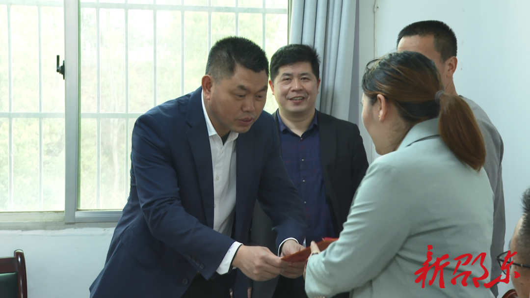 李佑军督查食品安全等工作