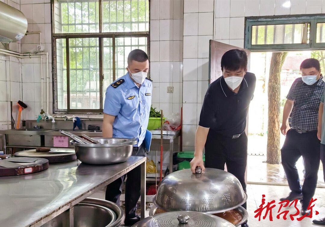 刘家豪督导包保主体食品安全“两个责任”落实情况