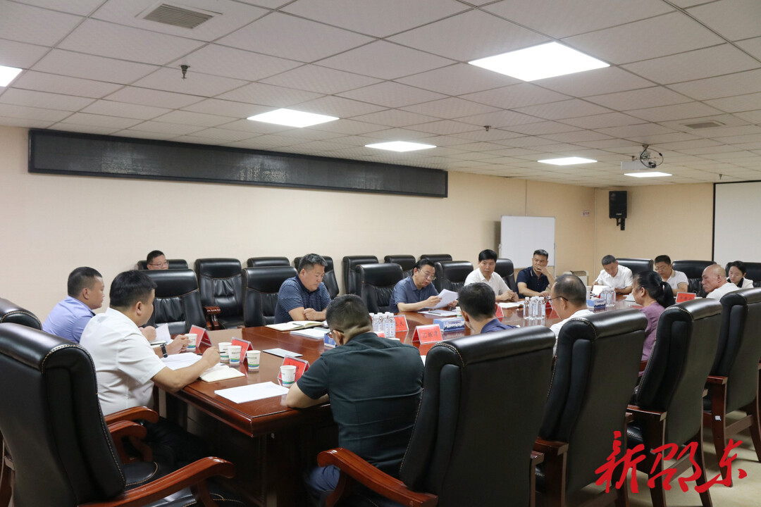 周玉凡到邵东经开区接待来访群众