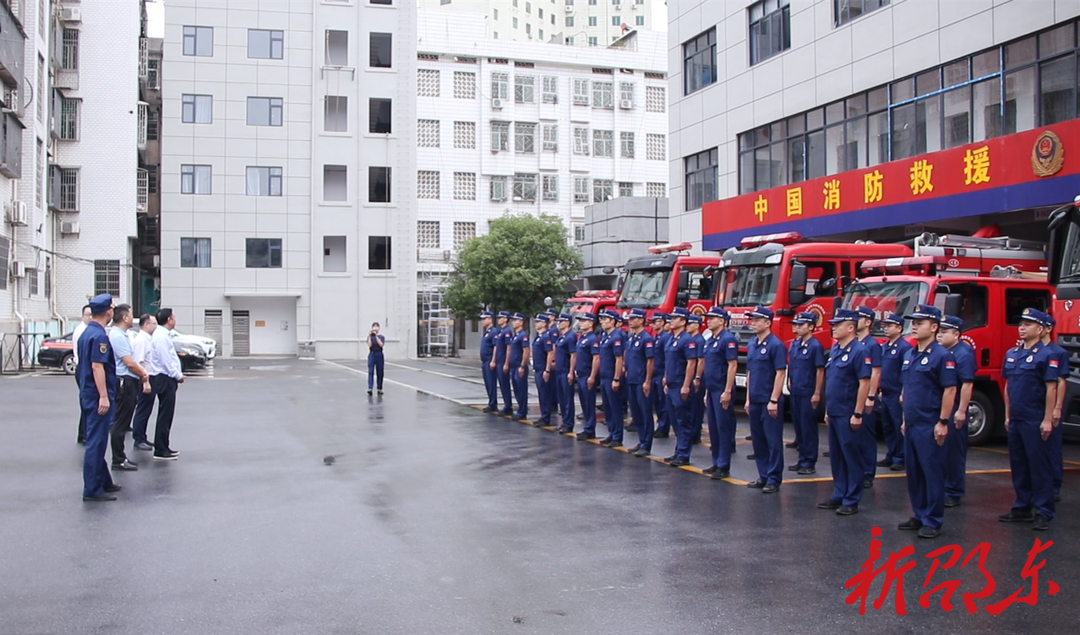 周玉凡带队调研城市安全运行工作