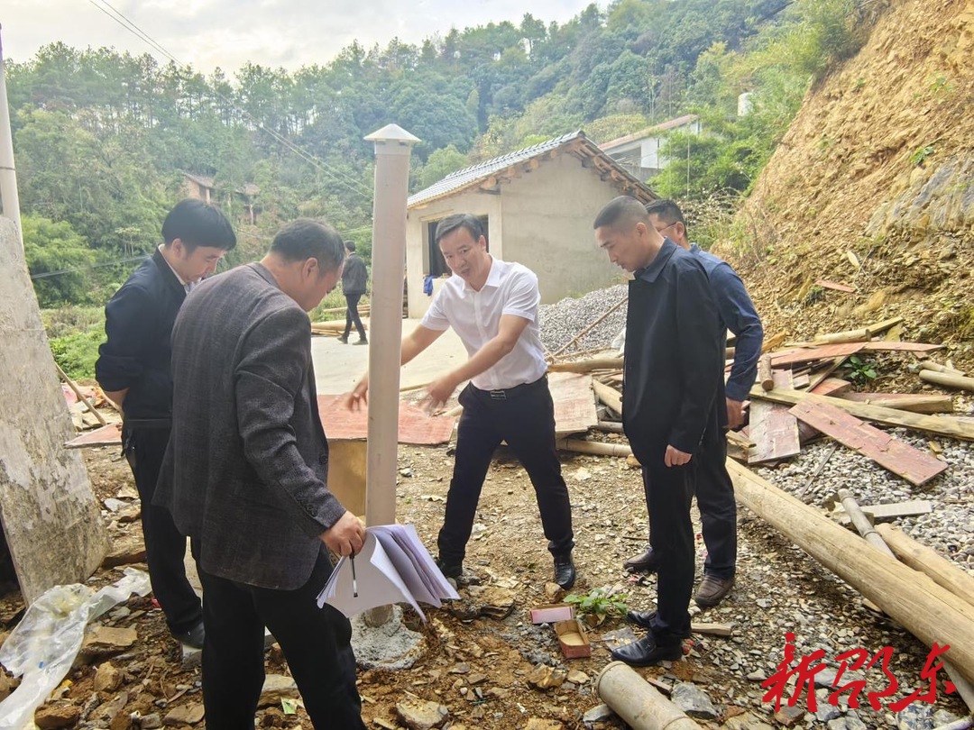 刘家豪到简家陇镇、仙槎桥镇检查农村改厕工作