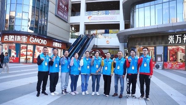 邵东市第五次全国经济普查普查员开展入户调查工作