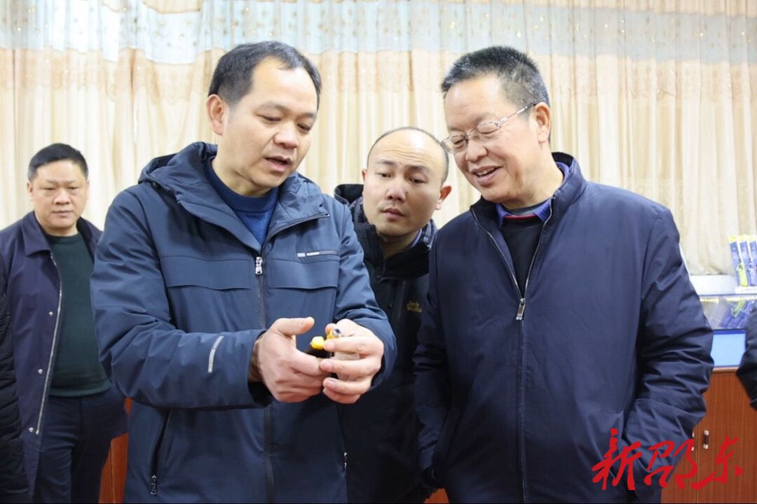 省产改督查组到我市督查产业工人队伍建设改革工作