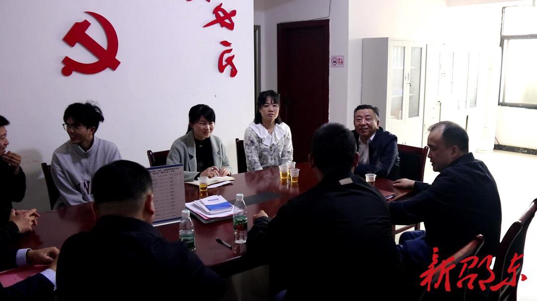 周玉凡调研社会治理重点工作