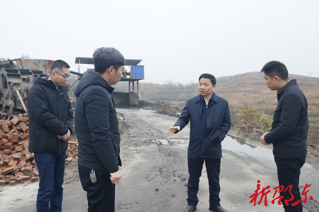 李国军到乡镇检查安全生产、生态环保和新春走访慰问