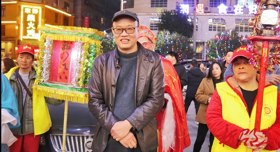 邵东车马灯进城贺新春