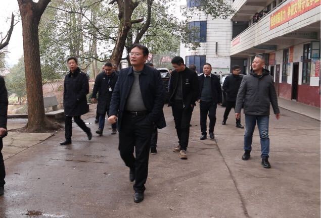 黄负平到仙槎桥镇、九龙岭镇督查校园食品安全