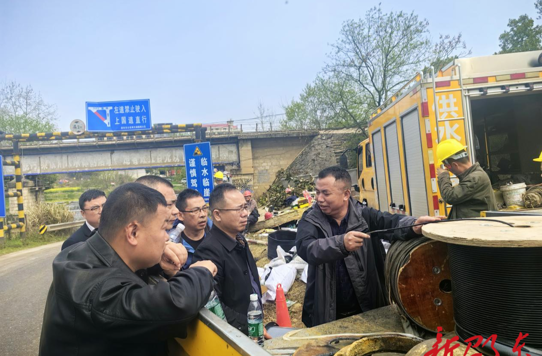 邵东市对老旧供水管道实施“微创”修复