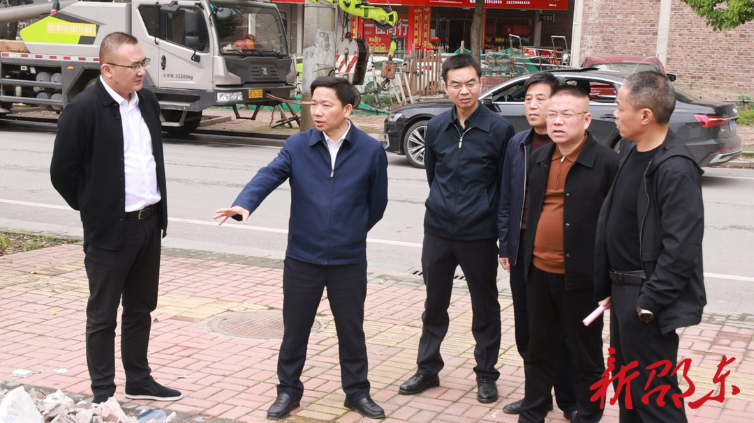 李国军调研城区环境卫生整治工作