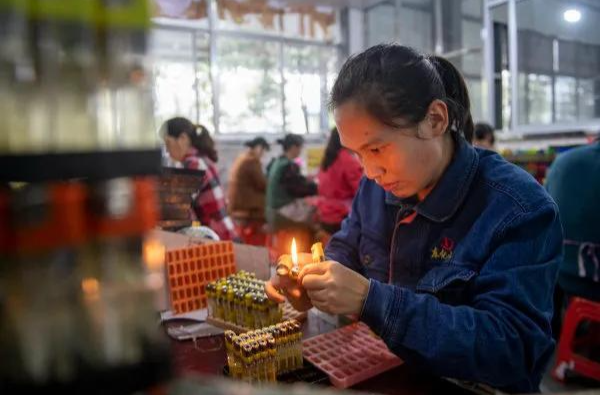 人民日报任平文章：中国产品何以走向全球，从“一元钱打火机”看中国产能