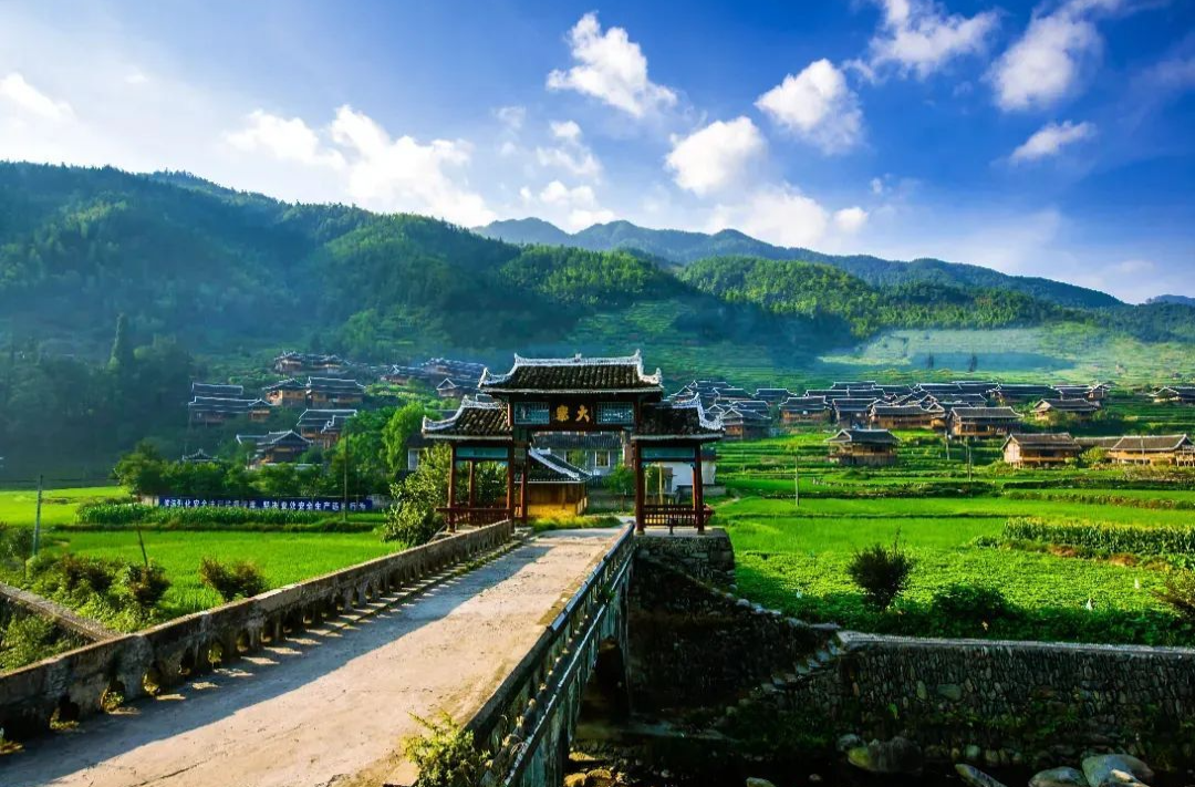 辛小湘 | 邵阳旅发大会现场直击：巫水苗乡月正圆