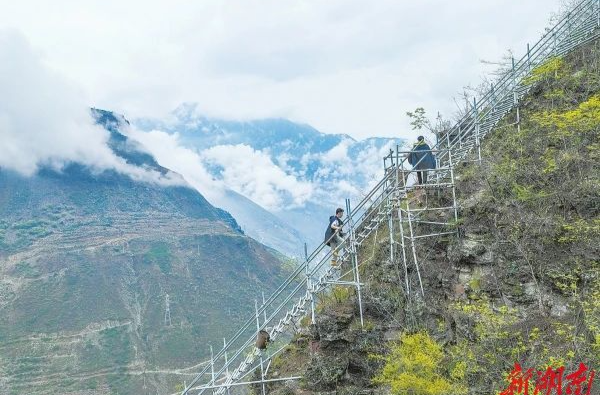 视频·石榴花开⑤|大凉山，一声关于幸福的回响