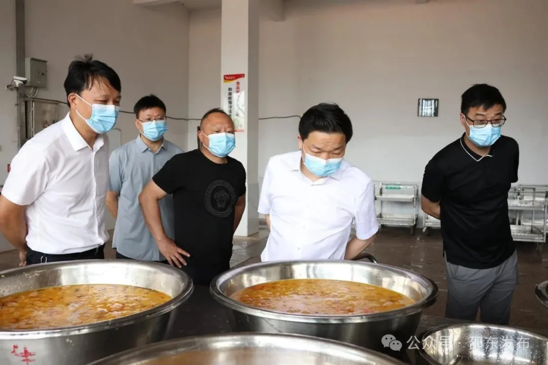 李国军到大禾塘街道、两市塘街道和斫曹乡调研