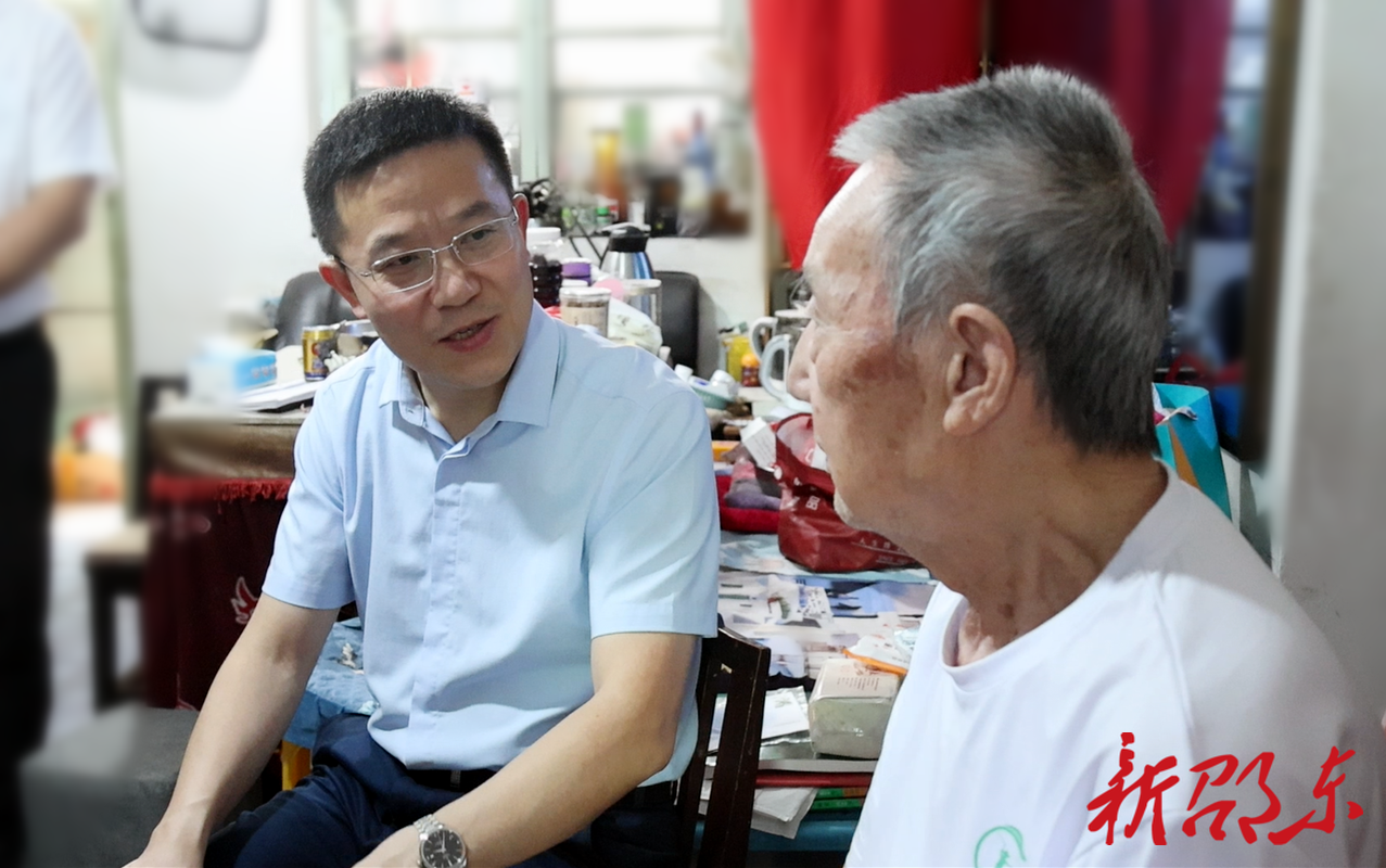 龚红果来邵东走访慰问并开展食品安全包保督导工作