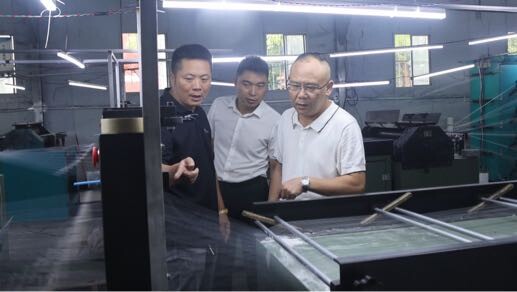 罗健康到乡镇调研产业振兴和基层治理等工作