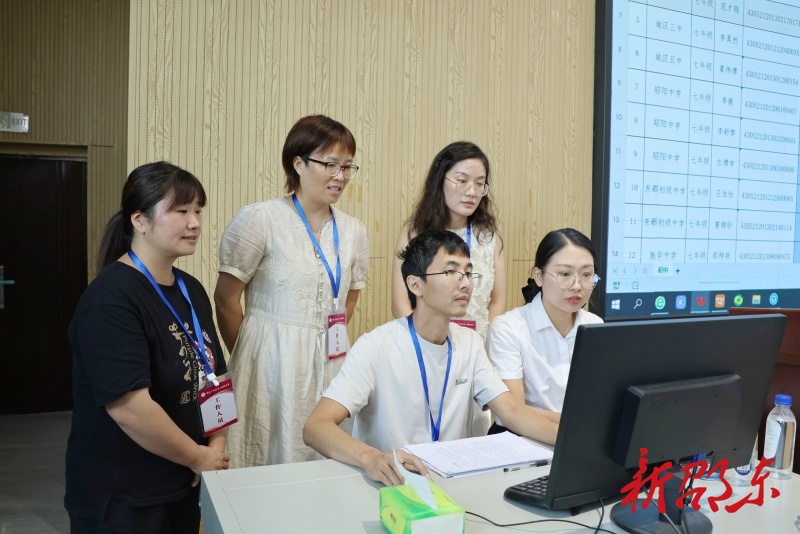 公开公正！邵东初一小一新生实行均衡分班微机派位