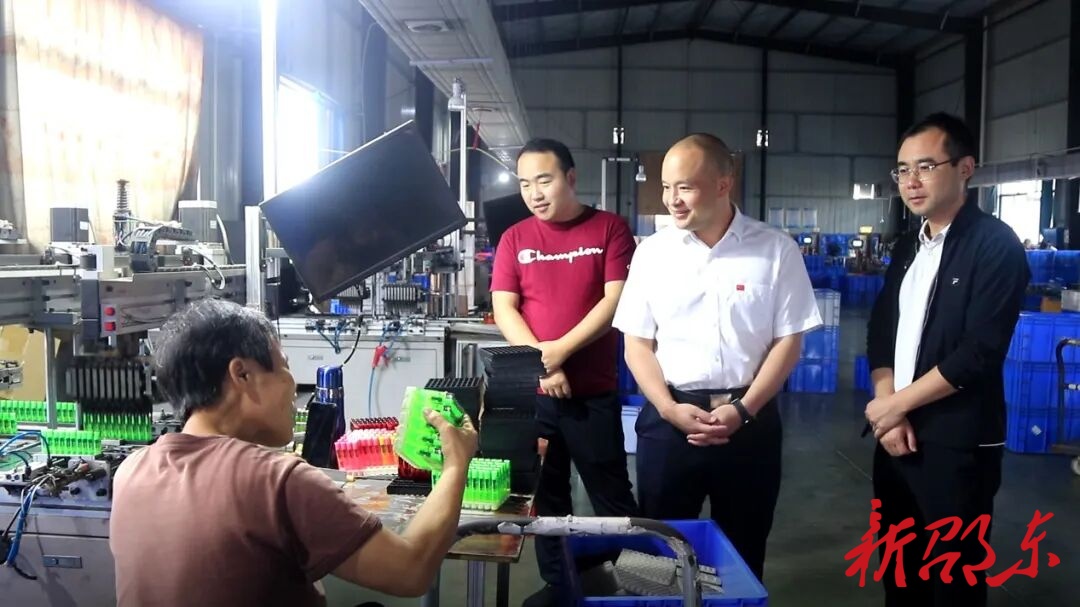 担当作为 | 申初云：比奖杯更珍贵的，是群众落在你肩上的目光