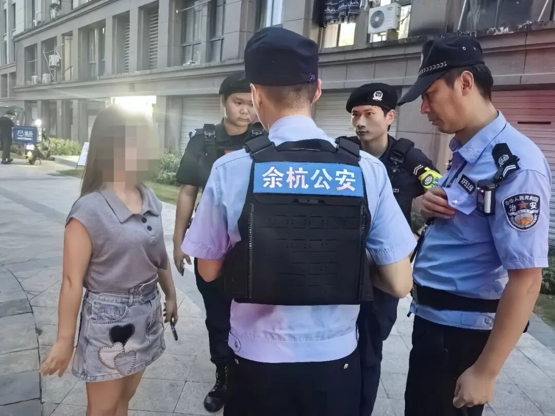 女子报警：他们说我是在逃人员，是诈骗吧？民警：不！这回是真的
