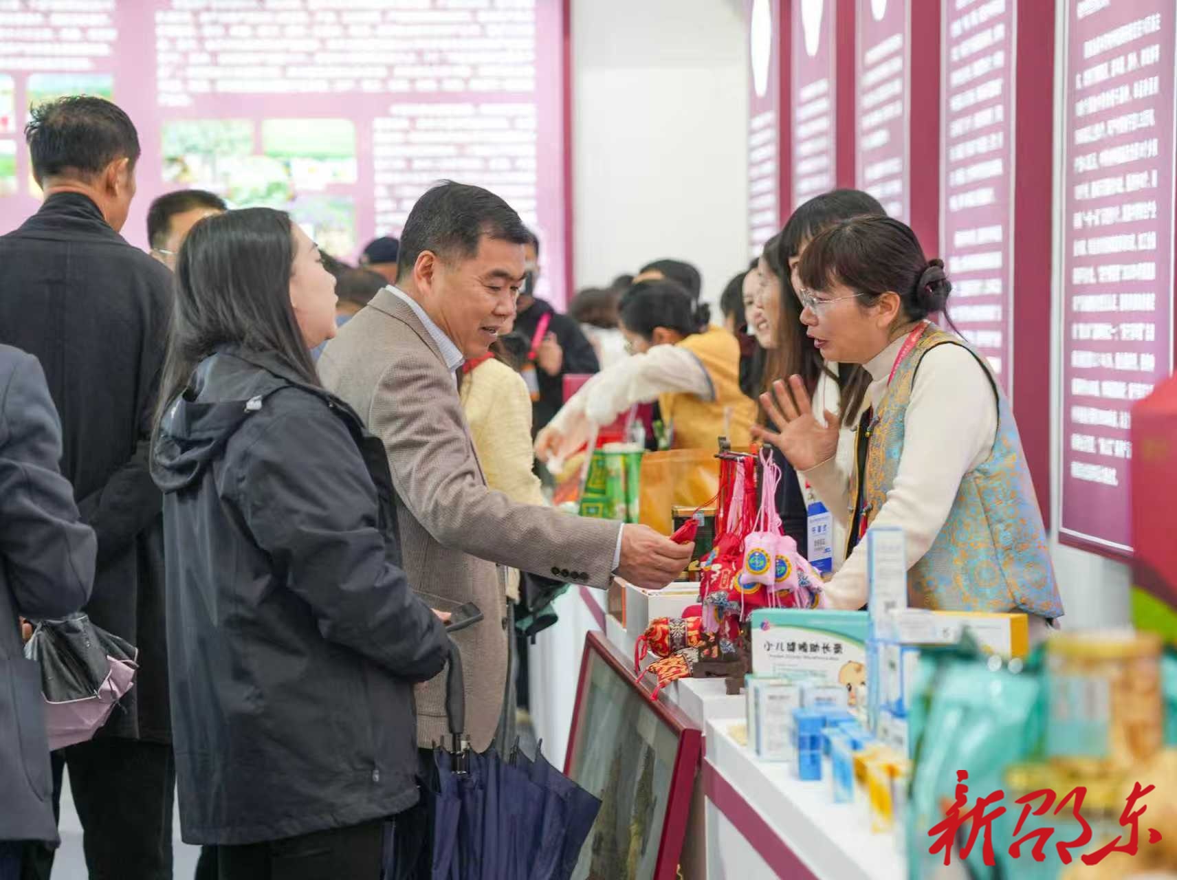 参展商这样评议第三届湖南（廉桥）中医药产业博览会……