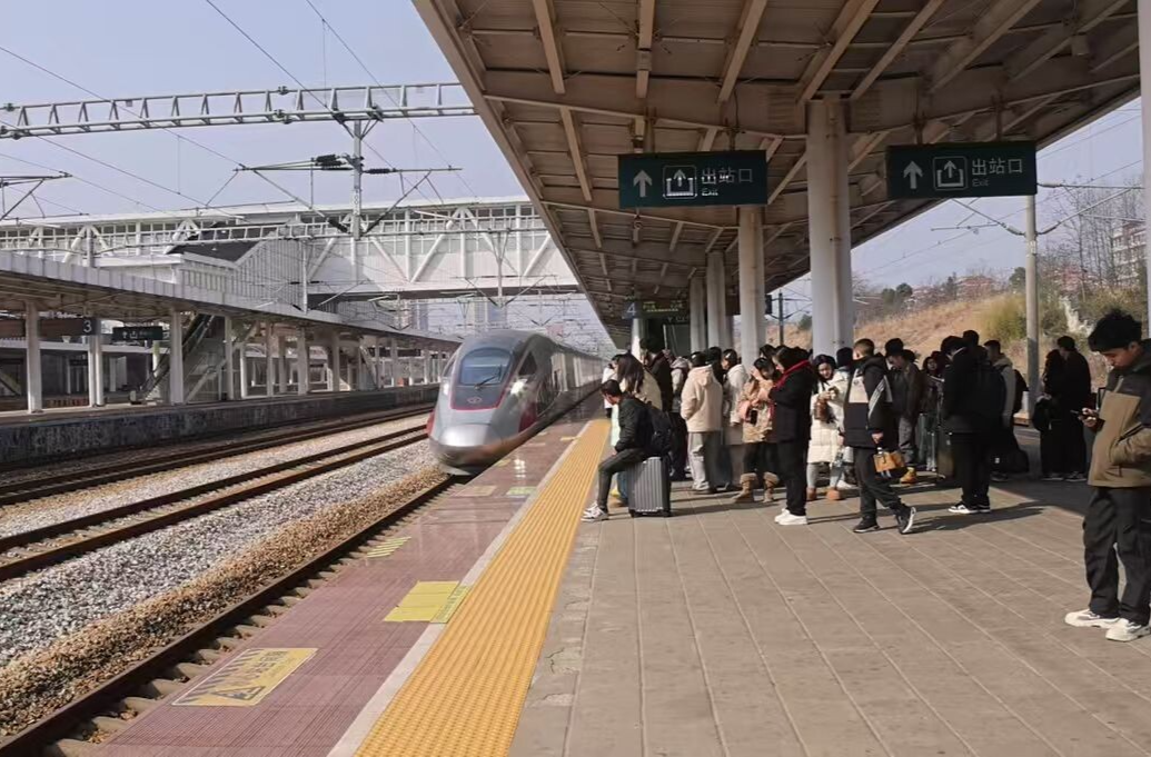 暖意满格！邵东“春运模式”铺就万家团圆路