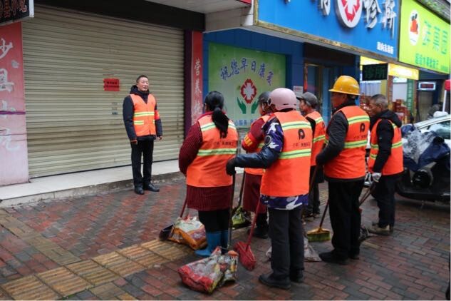 最“暖”风景线！他们在昭阳大地“绘”就洁净画卷