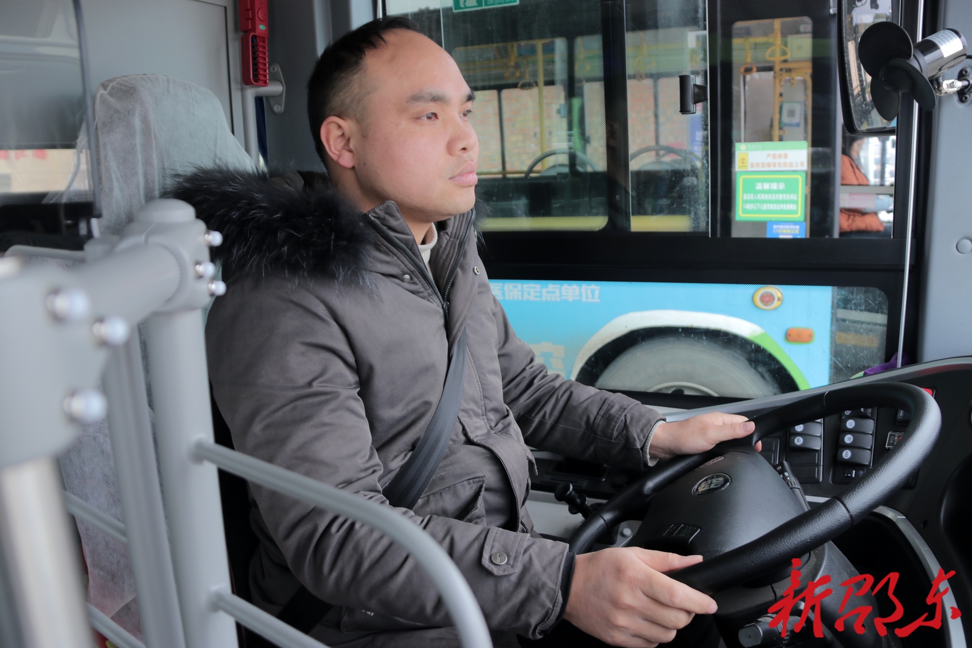 “流动”的温情！邵东公交“驶”出新春坦途