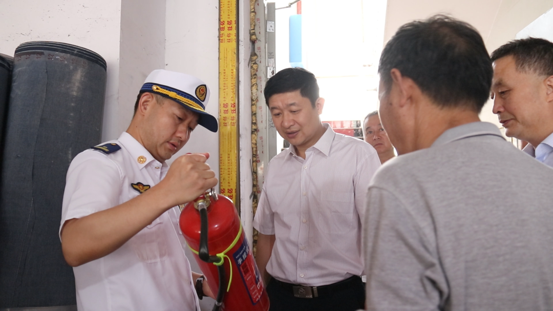付凯军暗访消防安全：彻底消除隐患 筑牢安全防线