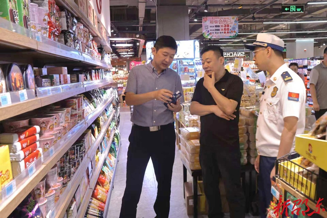 付凯军调研物资保供和安全生产工作